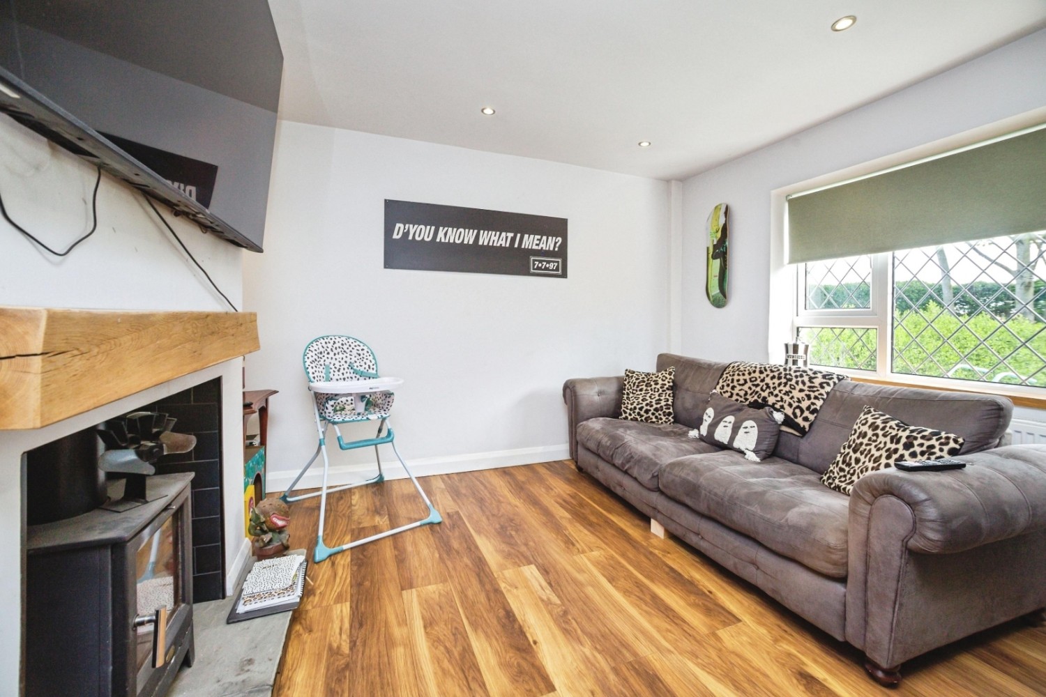 3 bedroom House for sale in Whinside Crescent, Thurnscoe, Rotherham