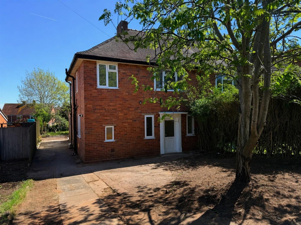 Shenstone Avenue, Stourbridge, DY8 3EH