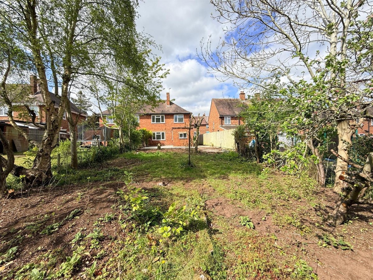 Shenstone Avenue, Stourbridge, DY8 3EH