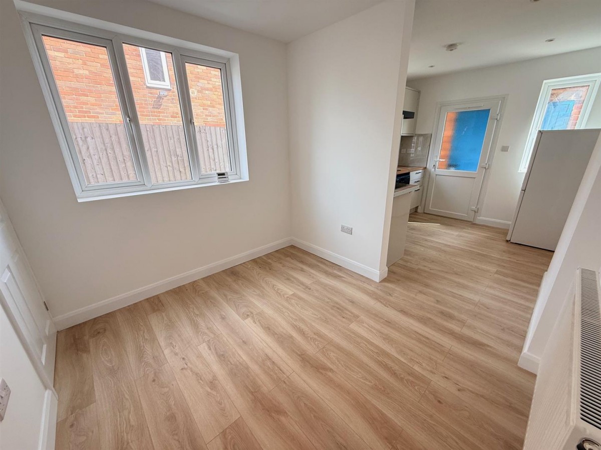 Shenstone Avenue, Stourbridge, DY8 3EH