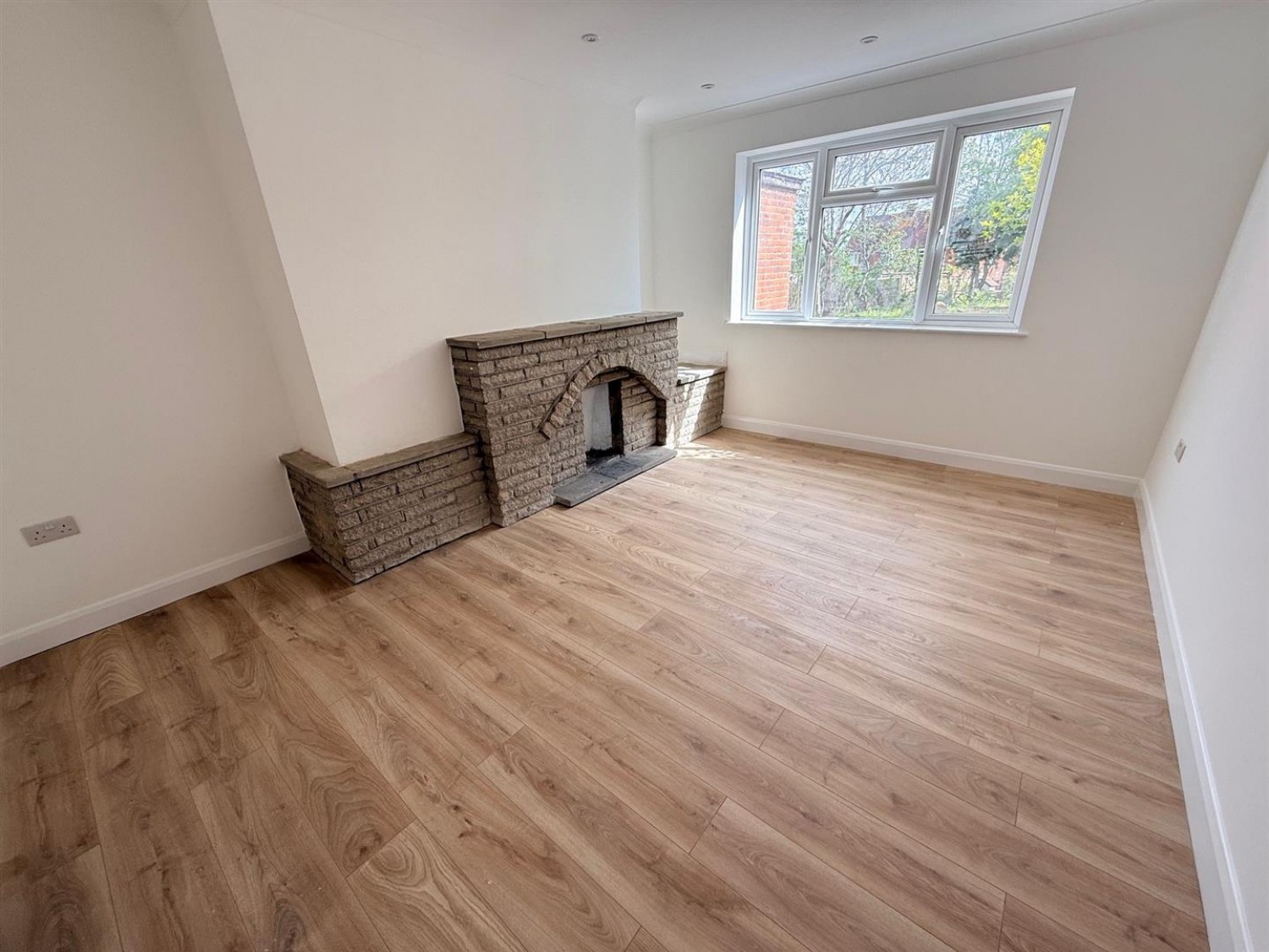 Shenstone Avenue, Stourbridge, DY8 3EH