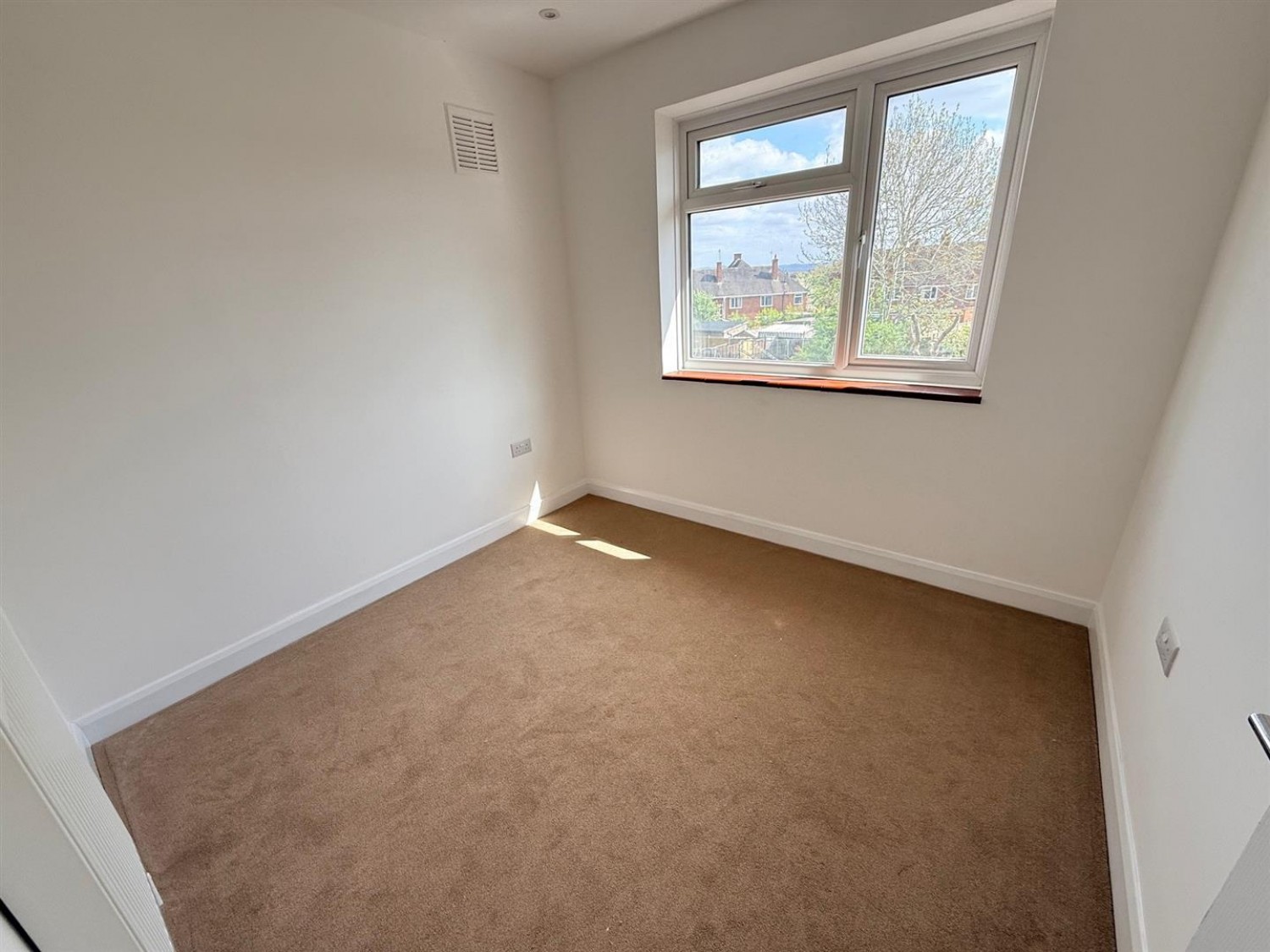 Shenstone Avenue, Stourbridge, DY8 3EH