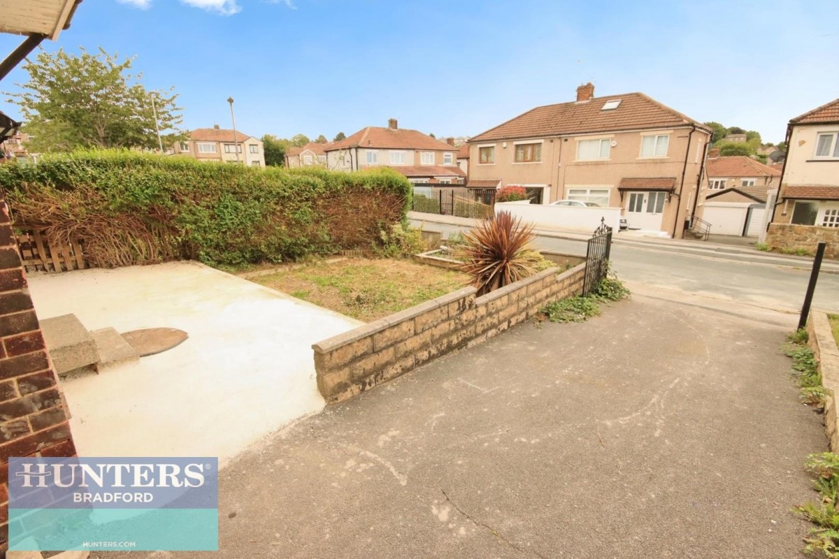 Grove House Crescent, Bradford, West Yorkshire, BD2