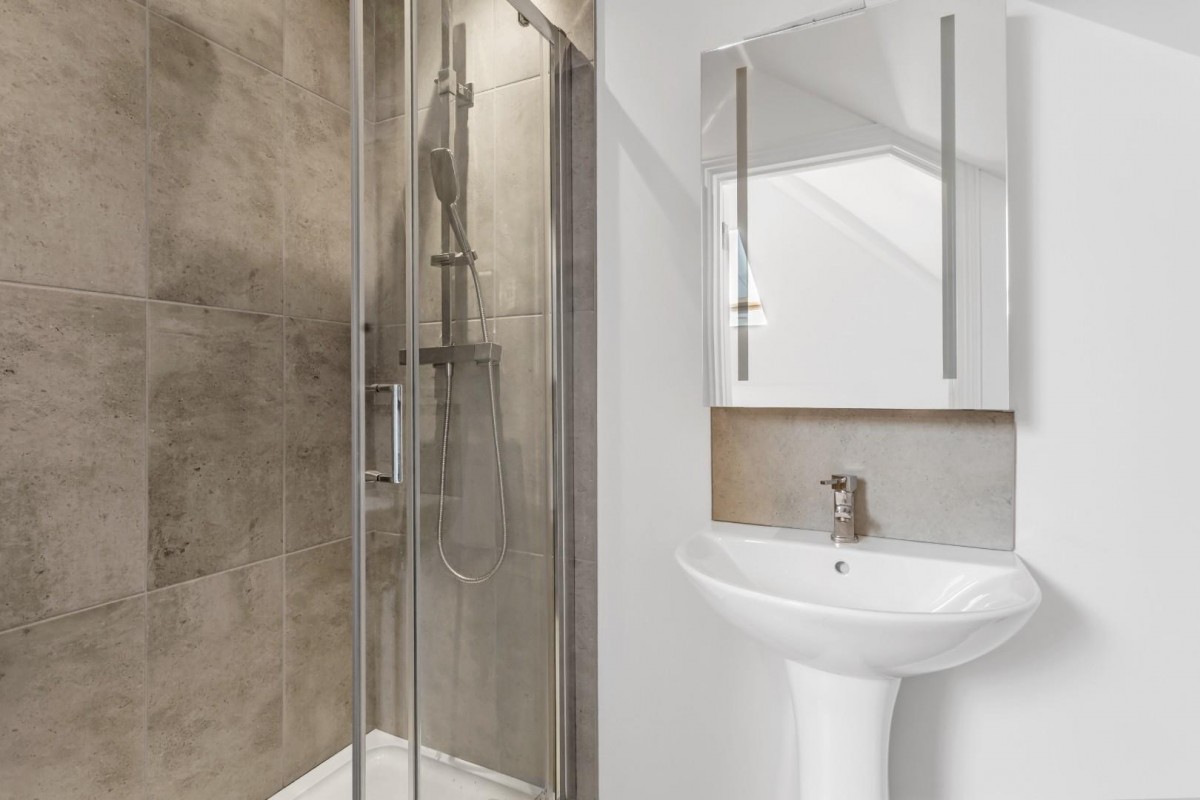 Upper Clapton Road, London, E5