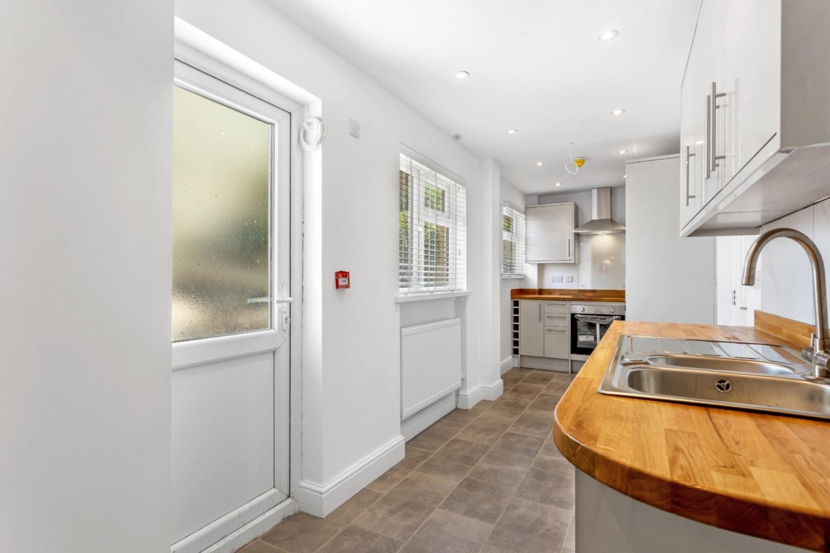 Upper Clapton Road, London, E5