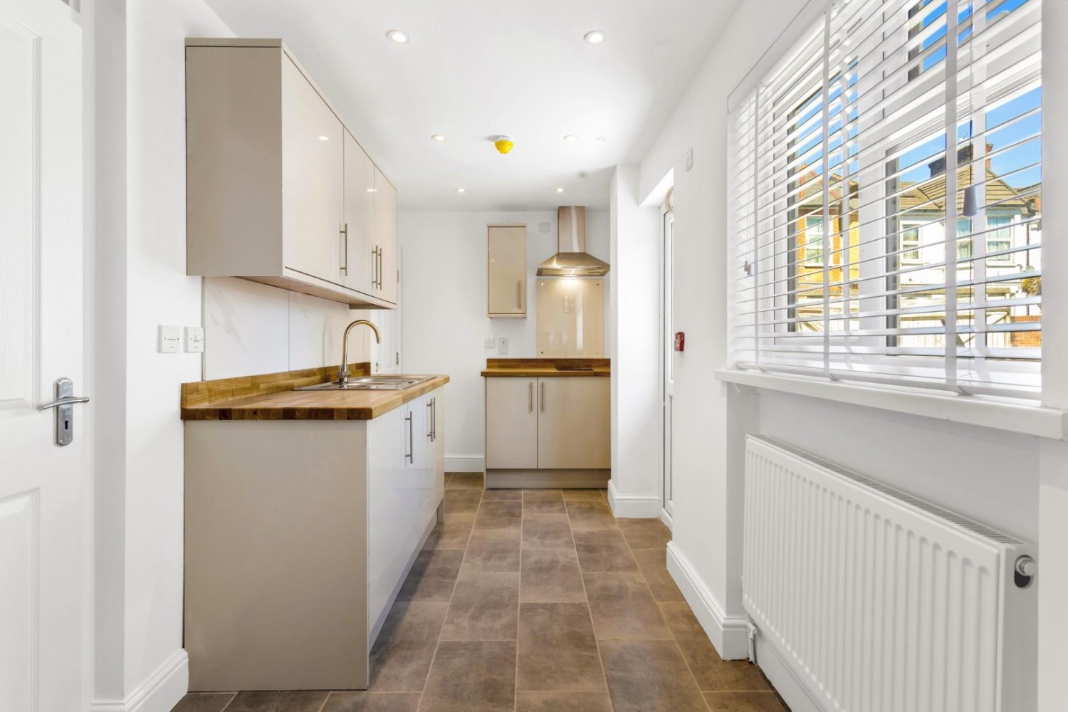 Upper Clapton Road, London, E5