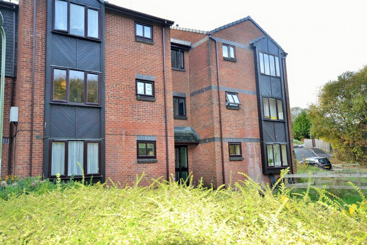 Kinnerton Court, Exwick, Exeter