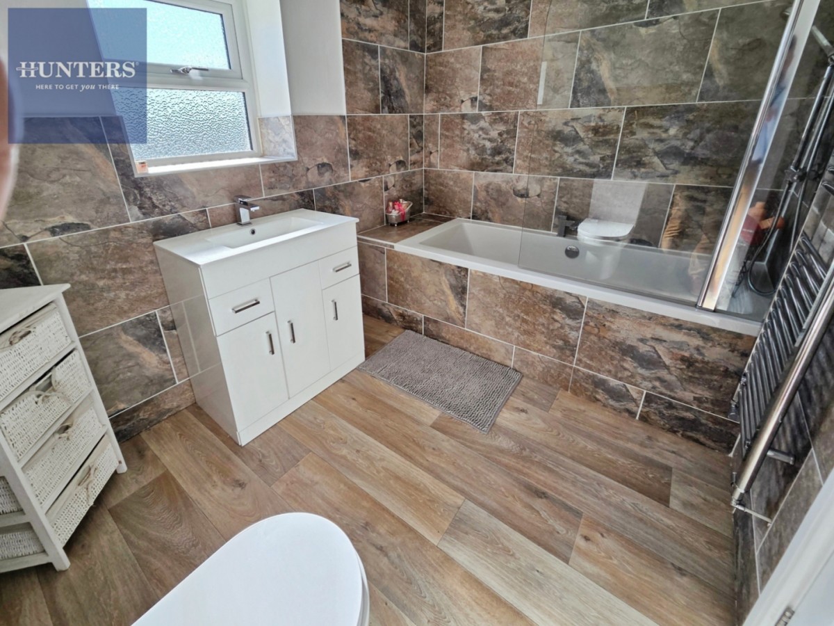 Brynteg, Heol-y-Cyw, Bridgend, CF35 6HN