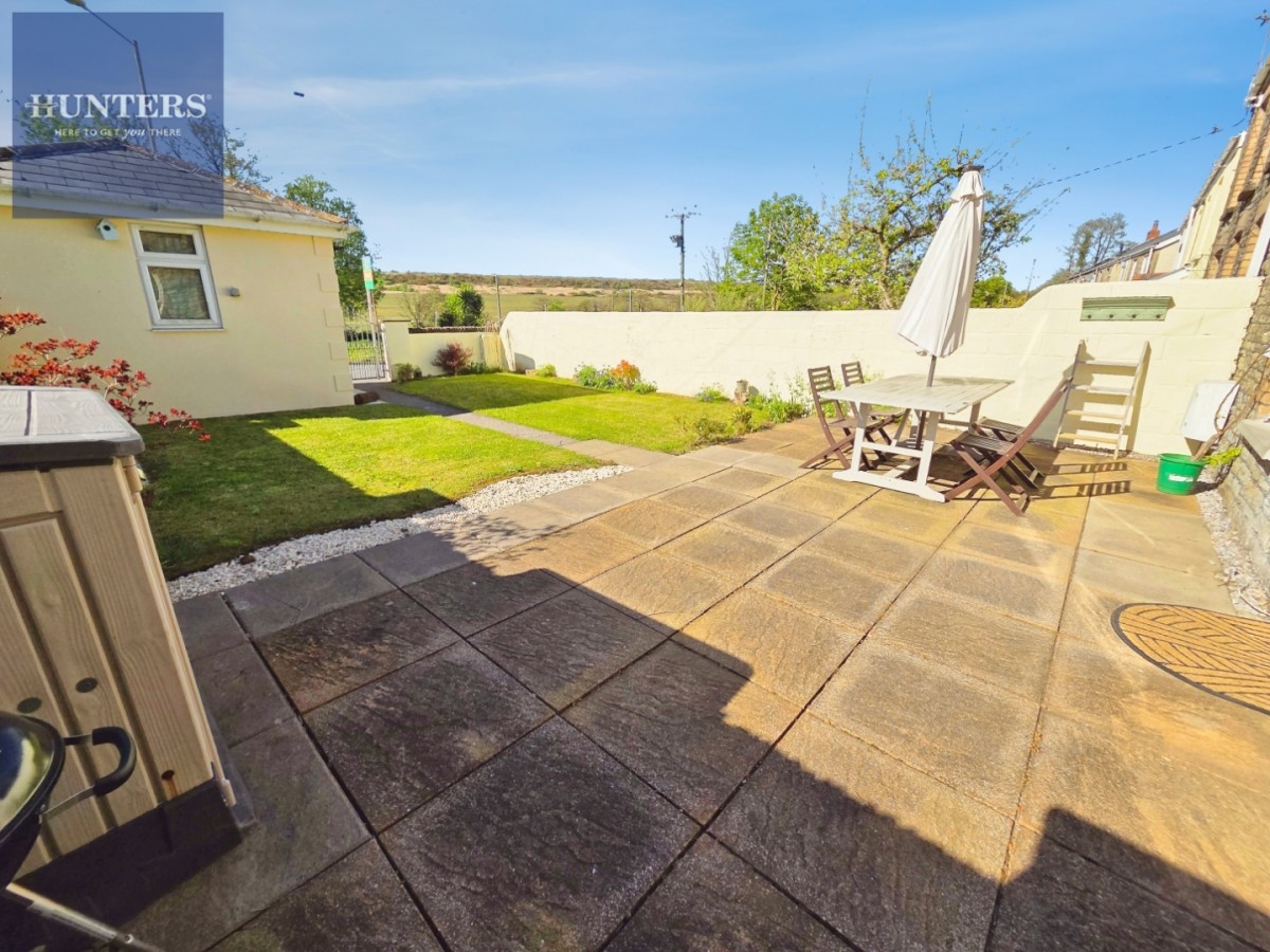 Brynteg, Heol-y-Cyw, Bridgend, CF35 6HN