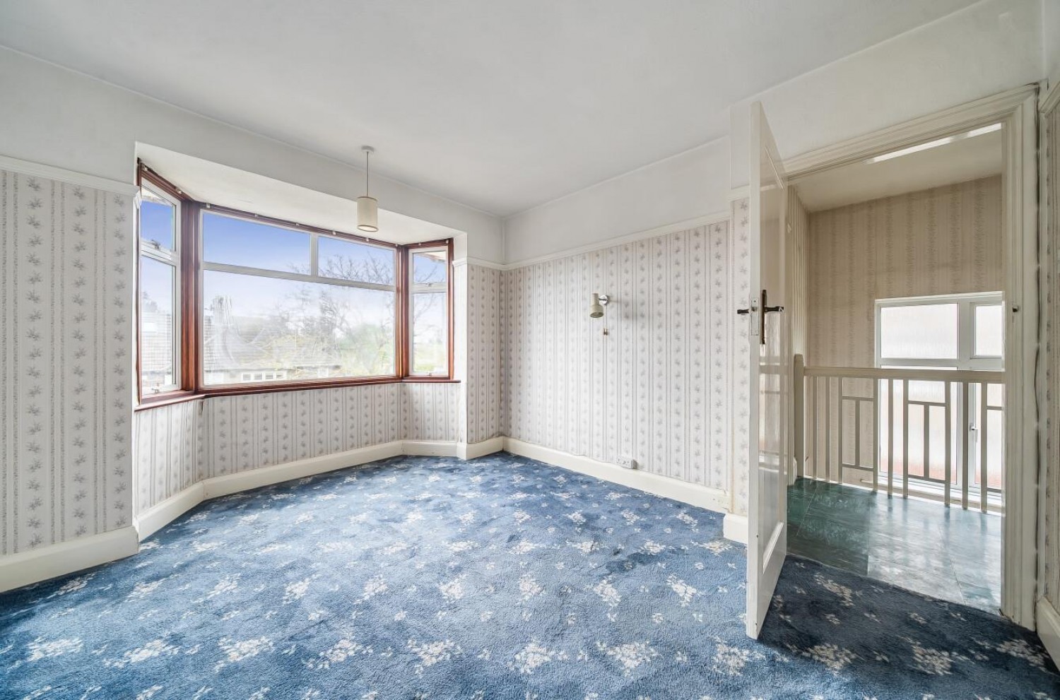 South Park Crescent, London, SE6 1JS