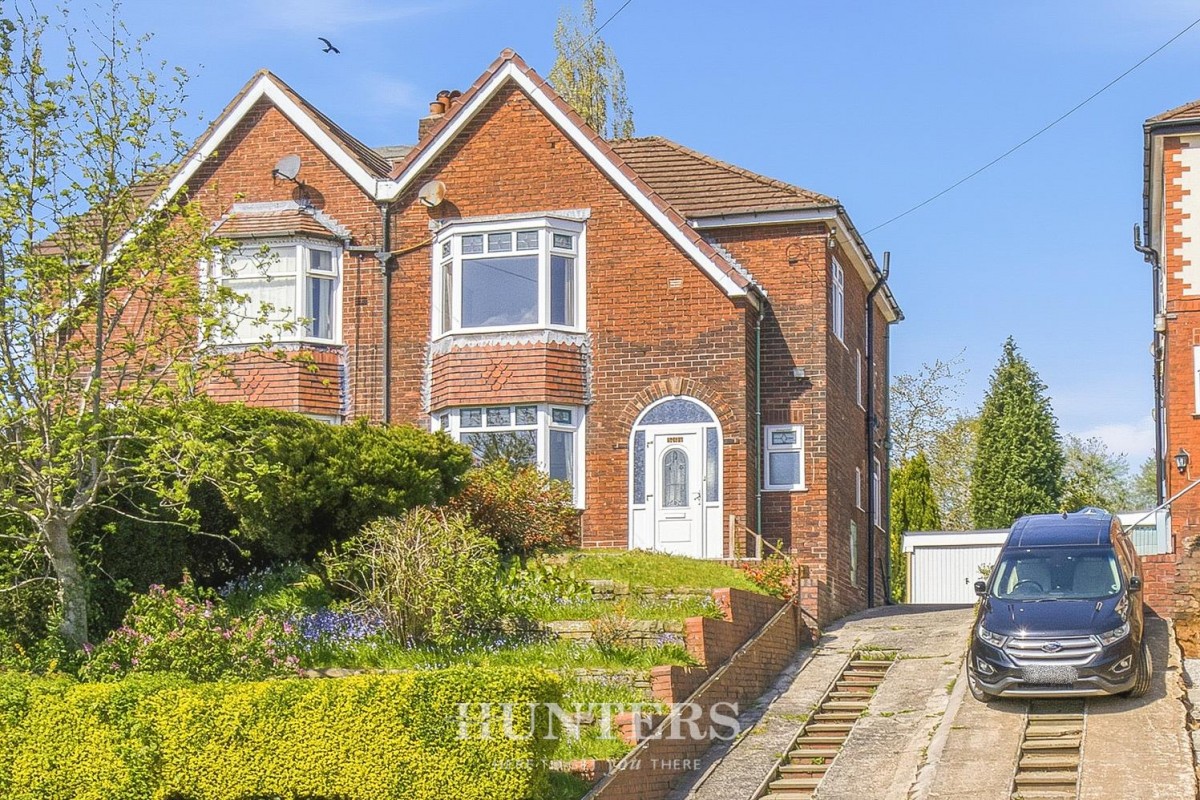 Rochdale Road, Middleton, Manchester, M24