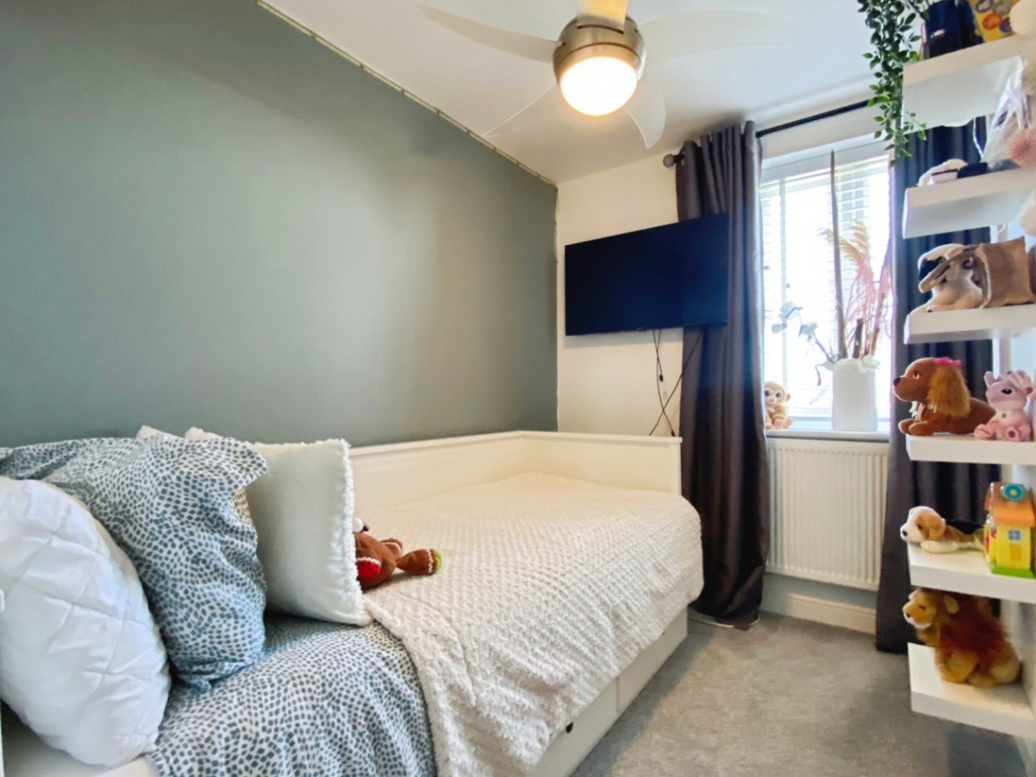 Kings Court, Wombwell, Barnsley