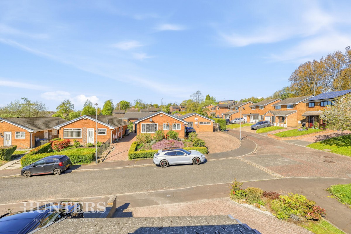 Harebell Close, Rochdale OL12 6XW