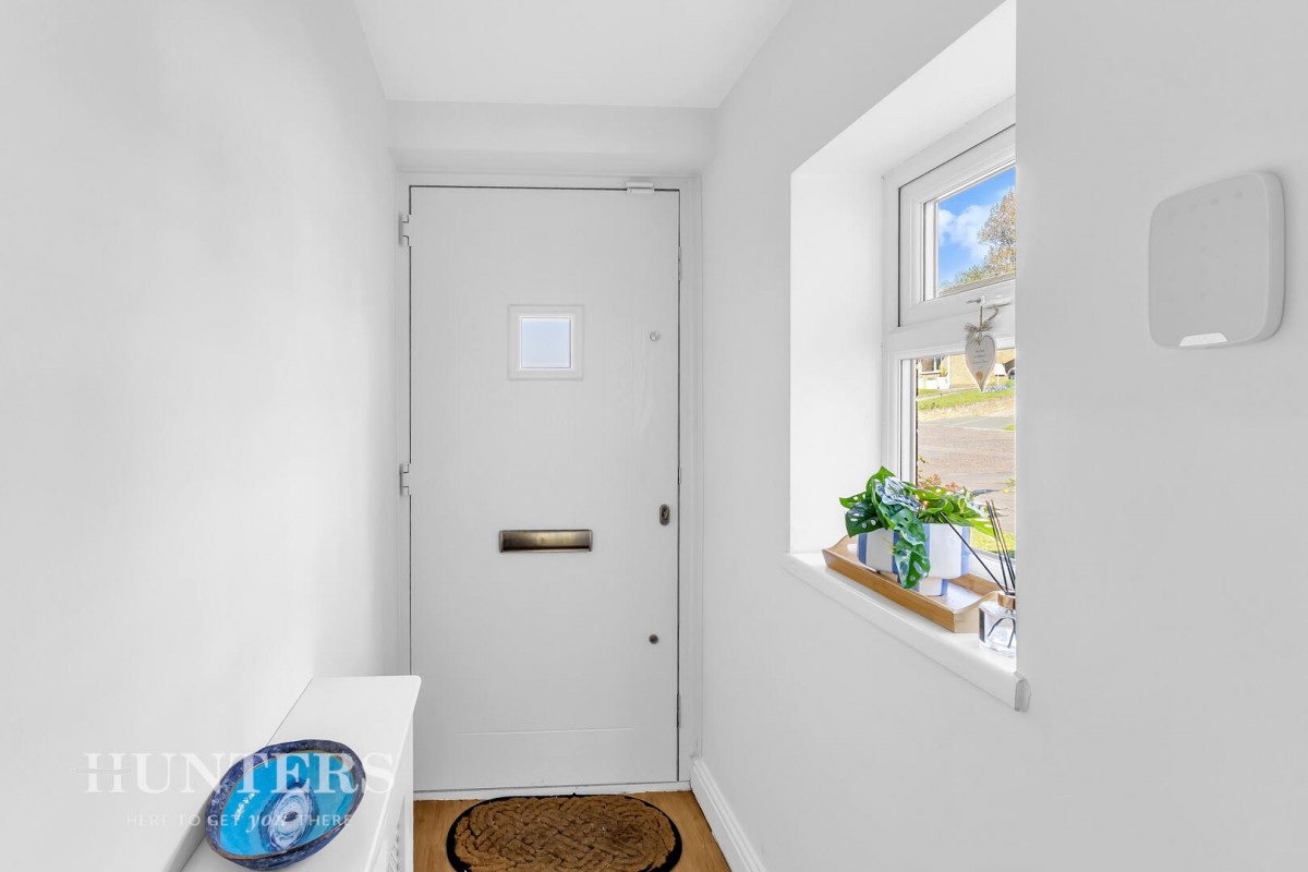 Harebell Close, Rochdale OL12 6XW