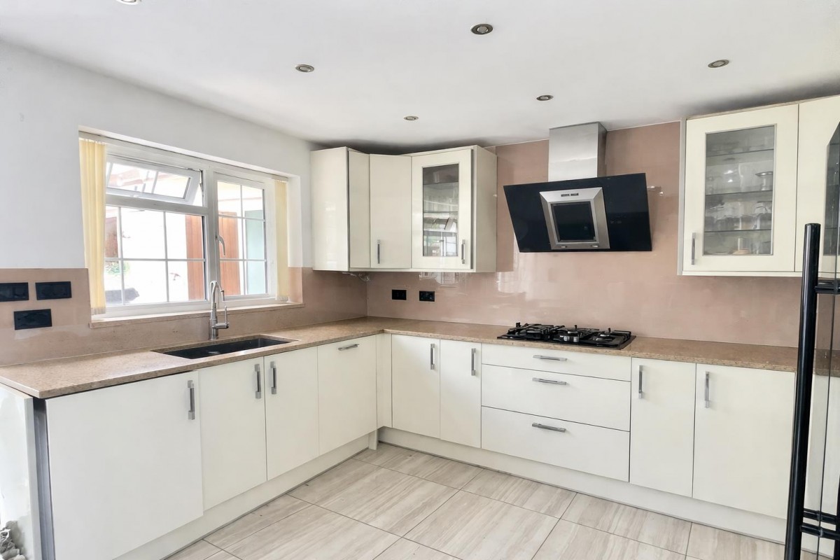 Seaton Road, Hayes, Middlesex, UB3 1NT