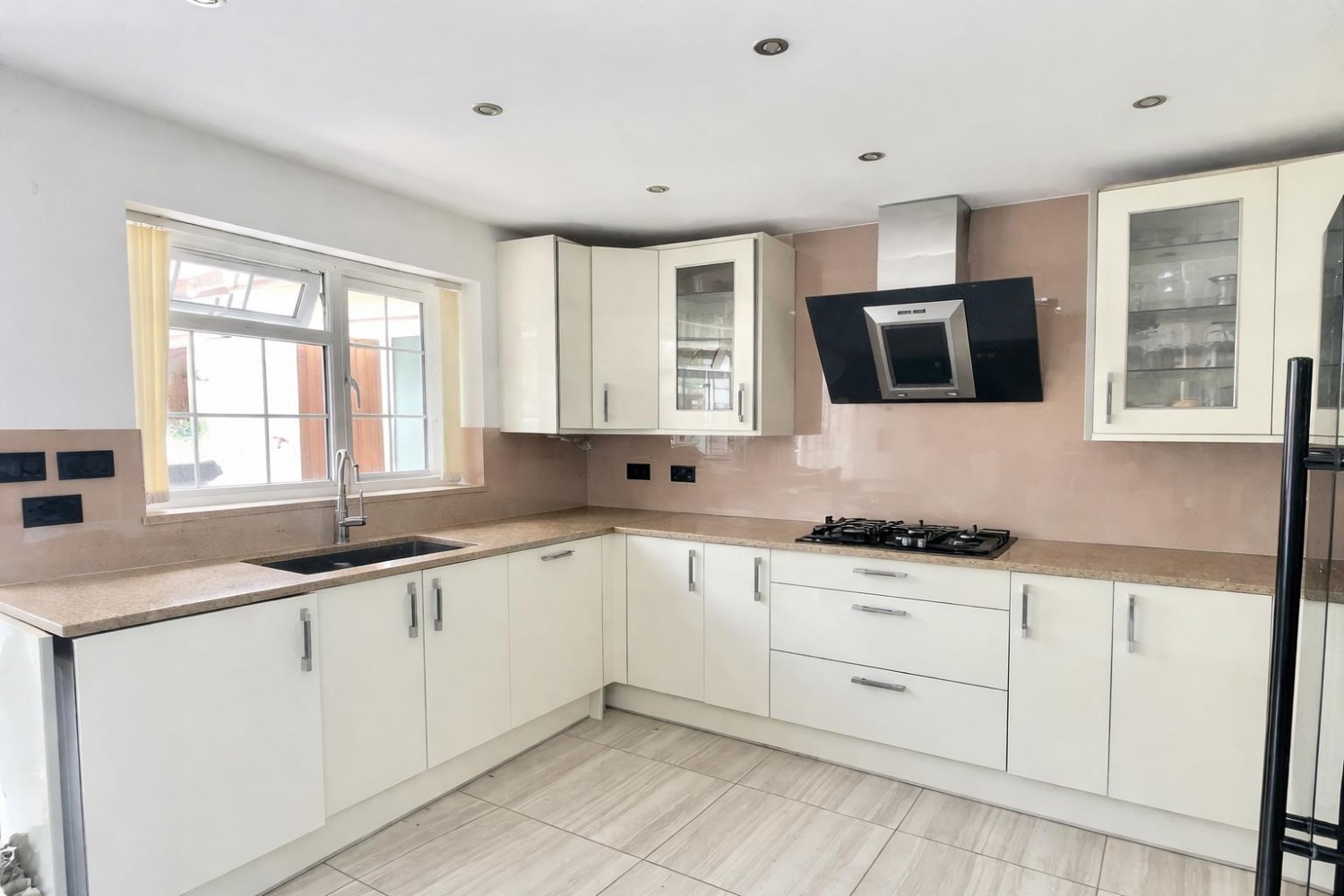 Seaton Road, Hayes, Middlesex, UB3 1NT