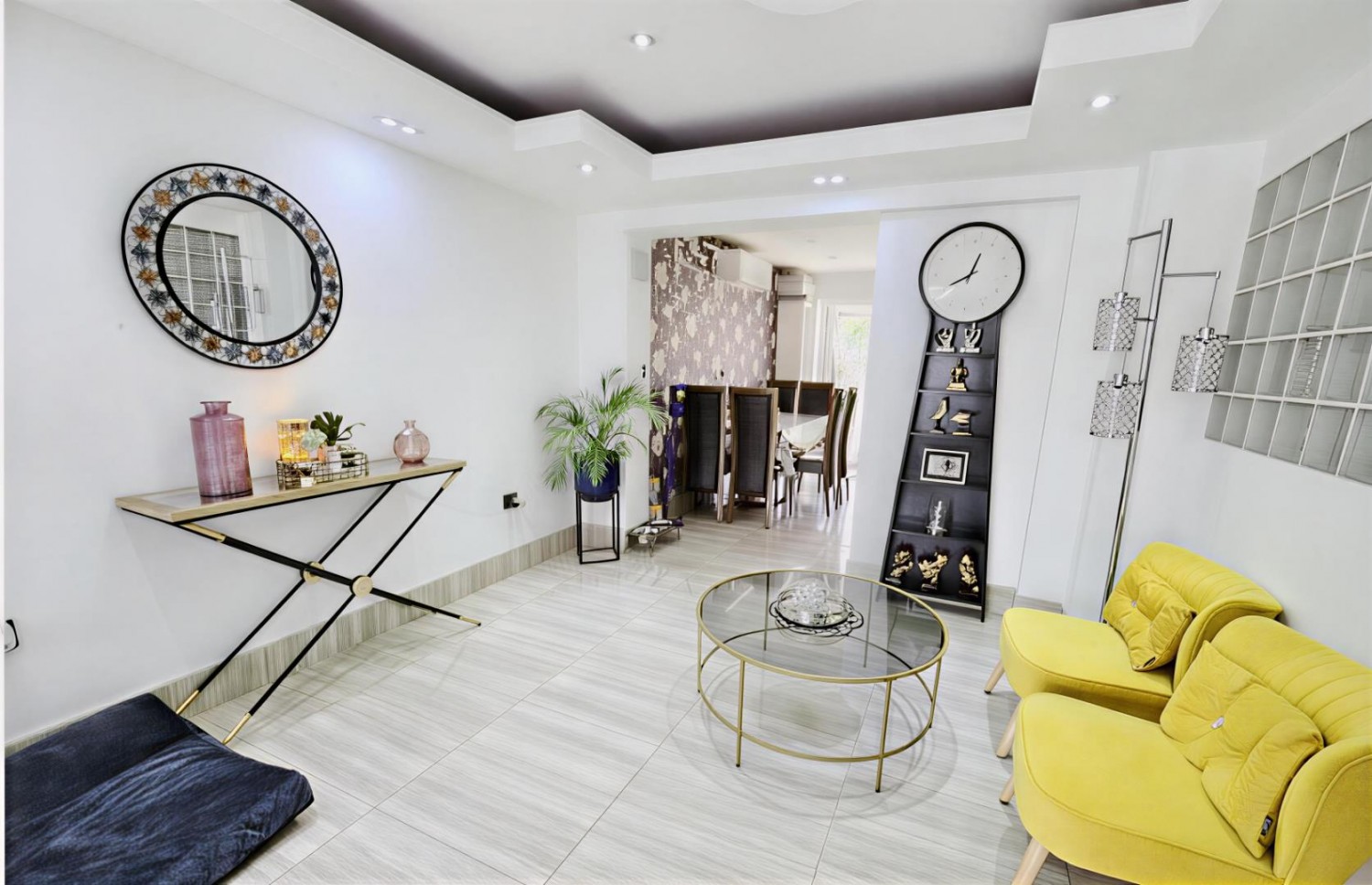 Seaton Road, Hayes, Middlesex, UB3 1NT