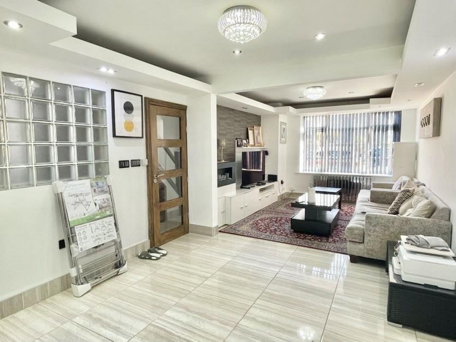 Seaton Road, Hayes, Middlesex, UB3 1NT