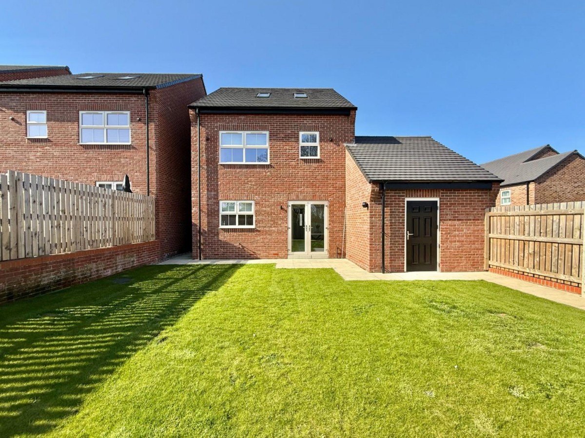 Paddock Close, Brierley