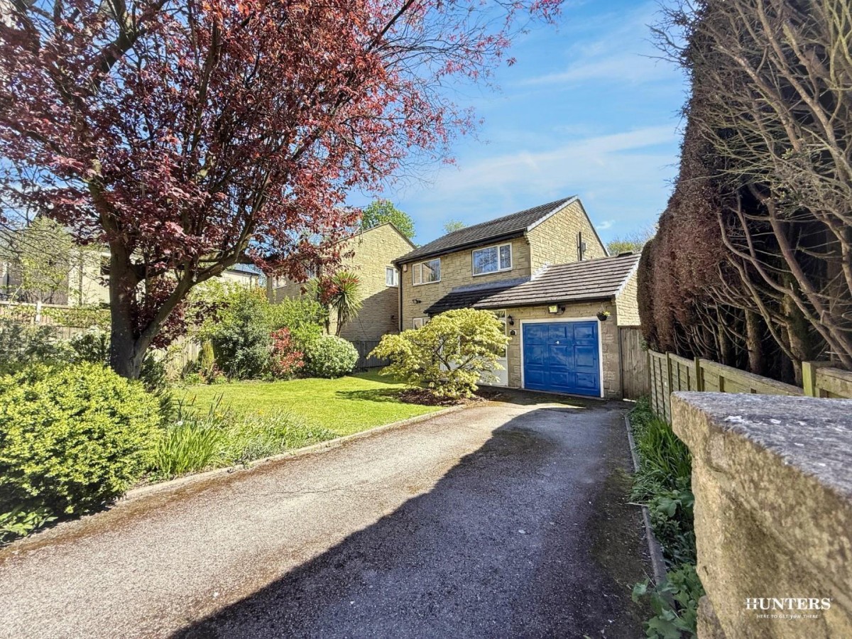 Longlands Road, Dewsbury