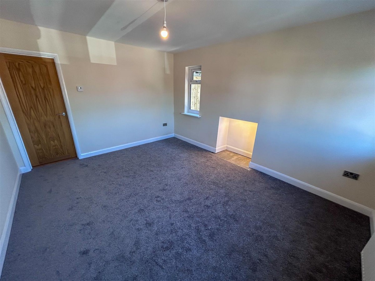 Hadcroft Road, Stourbridge, DY9 7LR