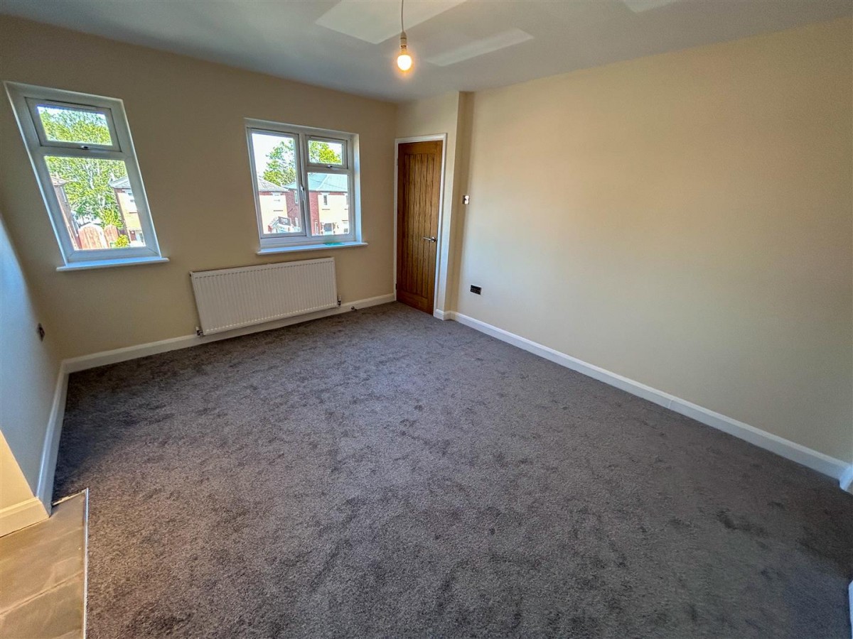 Hadcroft Road, Stourbridge, DY9 7LR