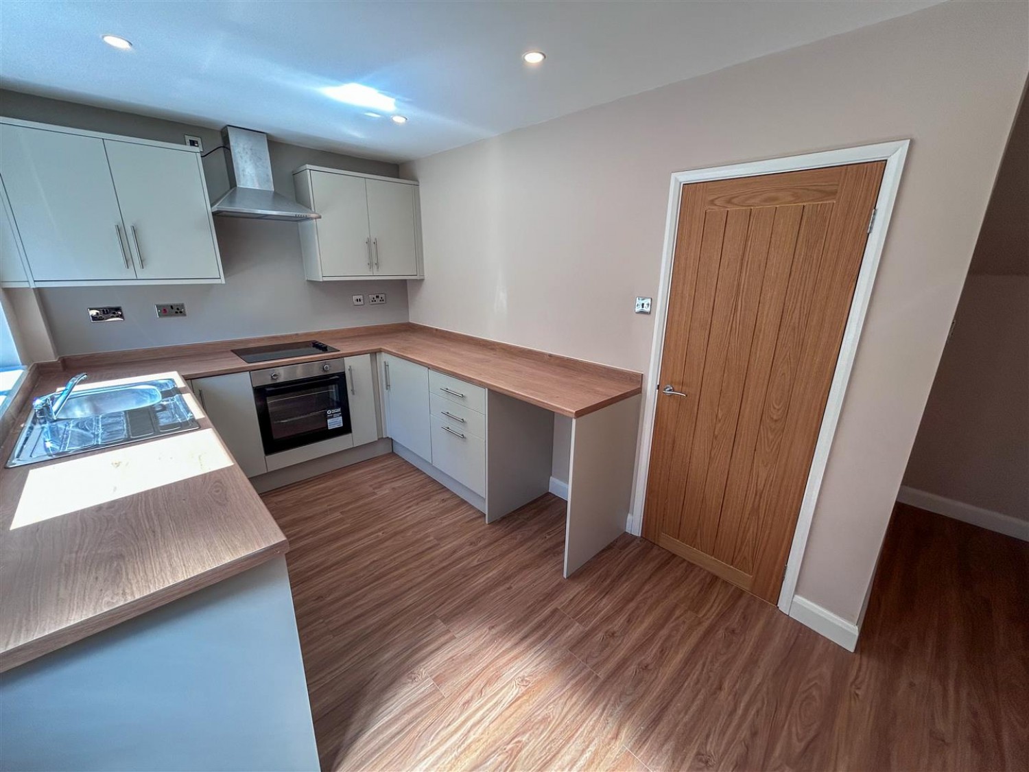 Hadcroft Road, Stourbridge, DY9 7LR