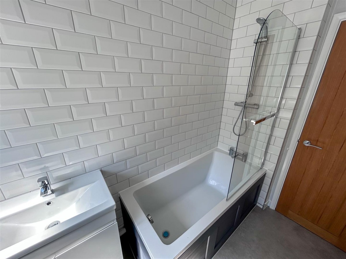 Hadcroft Road, Stourbridge, DY9 7LR