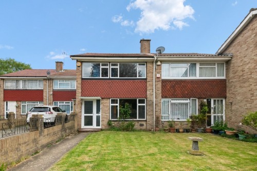 Fuller Way, Hayes