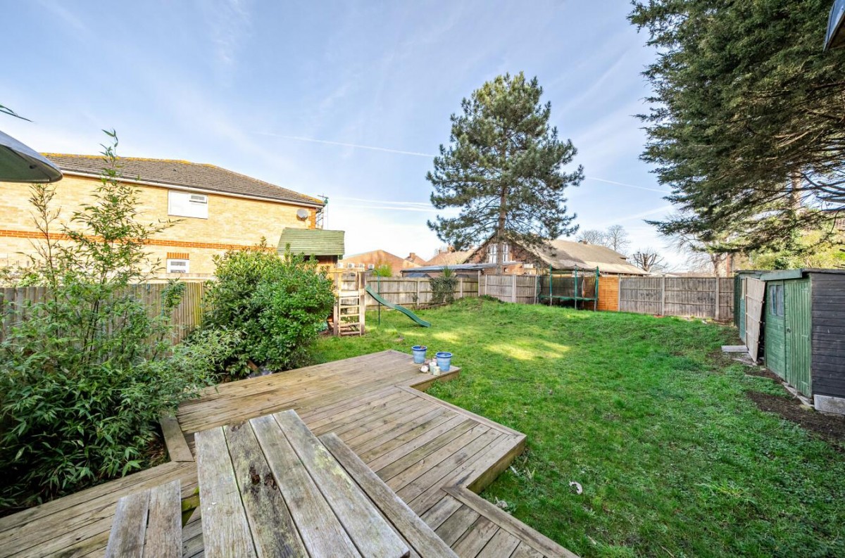 Playgreen Way, London, SE6 3HZ