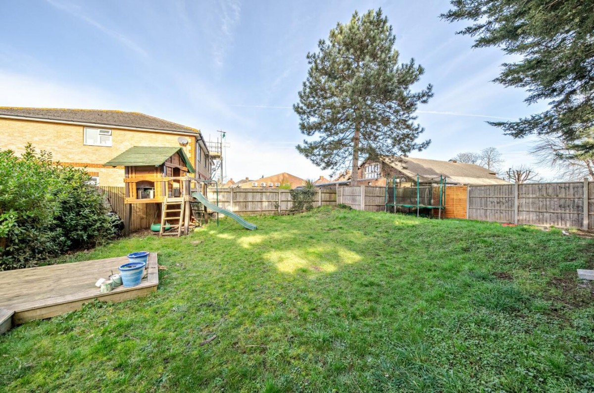 Playgreen Way, London, SE6 3HZ