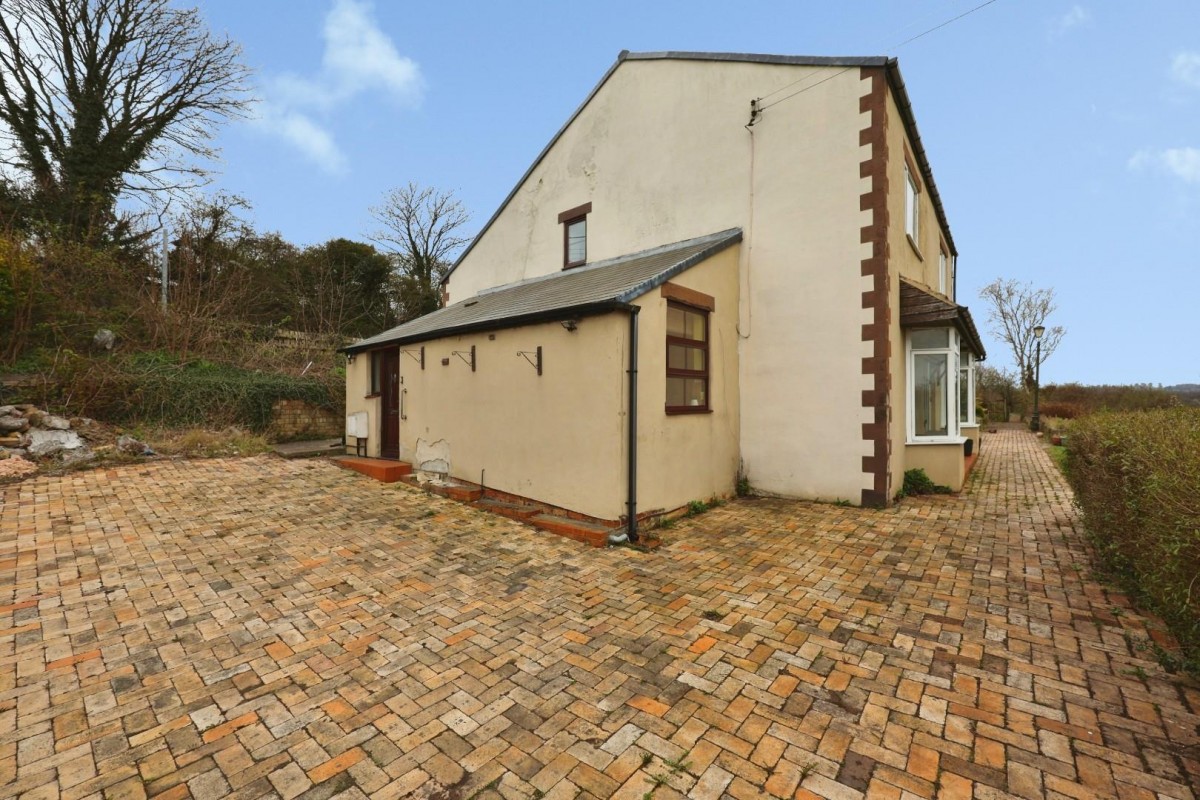 Springbank Road, Newfield, Bishop Auckland, DL14 8DE