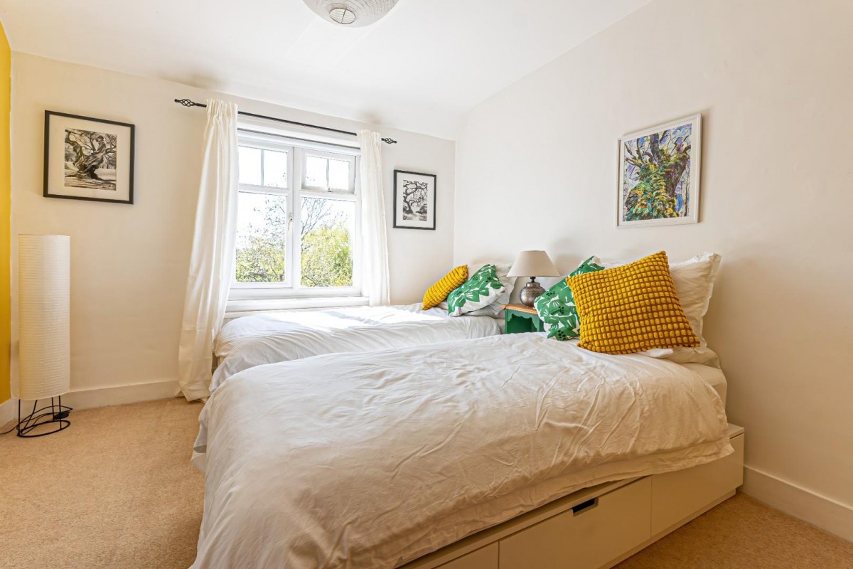 Astrope Lane, Long Marston, Tring