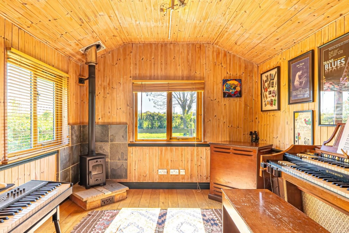 Astrope Lane, Long Marston, Tring