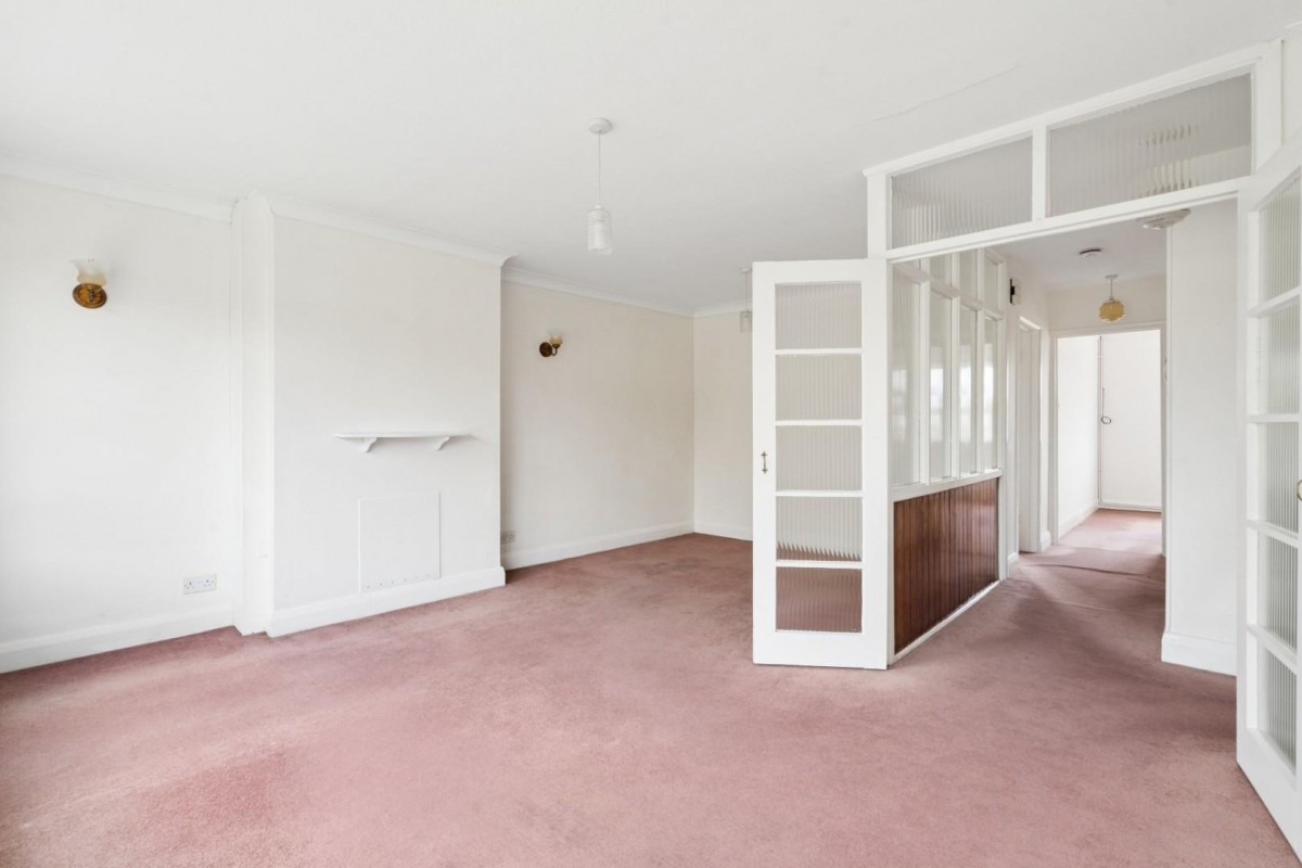 Chalfont Avenue, Little Chalfont, Buckinghamshire, HP6 6RD