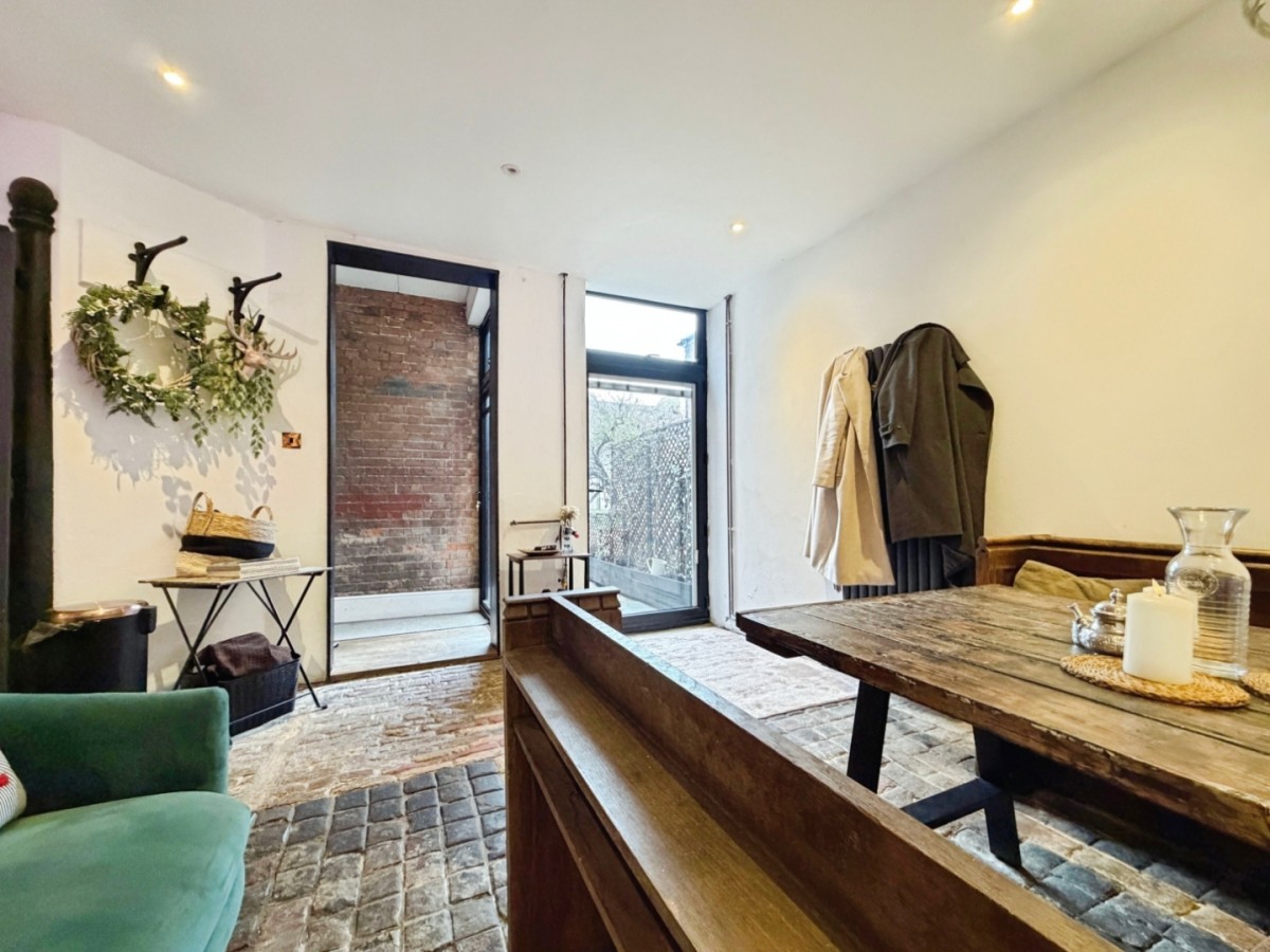 Queen Mews, Sandgate, Folkestone, CT20 3HT