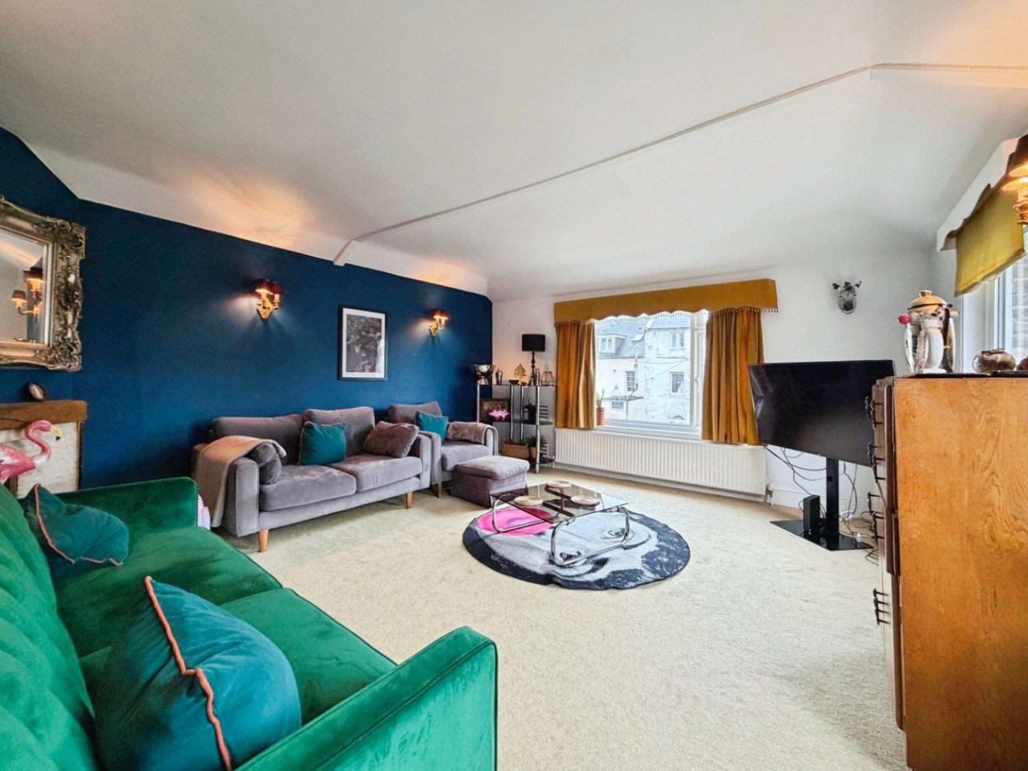 Queen Mews, Sandgate, Folkestone, CT20 3HT
