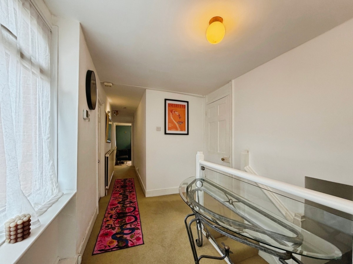 Queen Mews, Sandgate, Folkestone, CT20 3HT