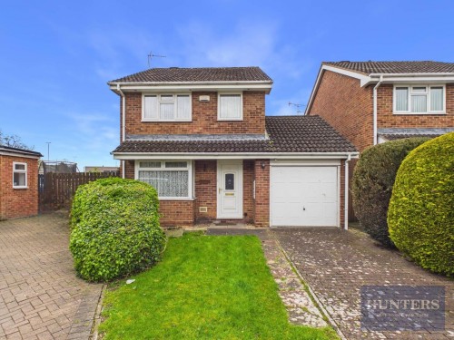 Castlemaine Drive, Cheltenham