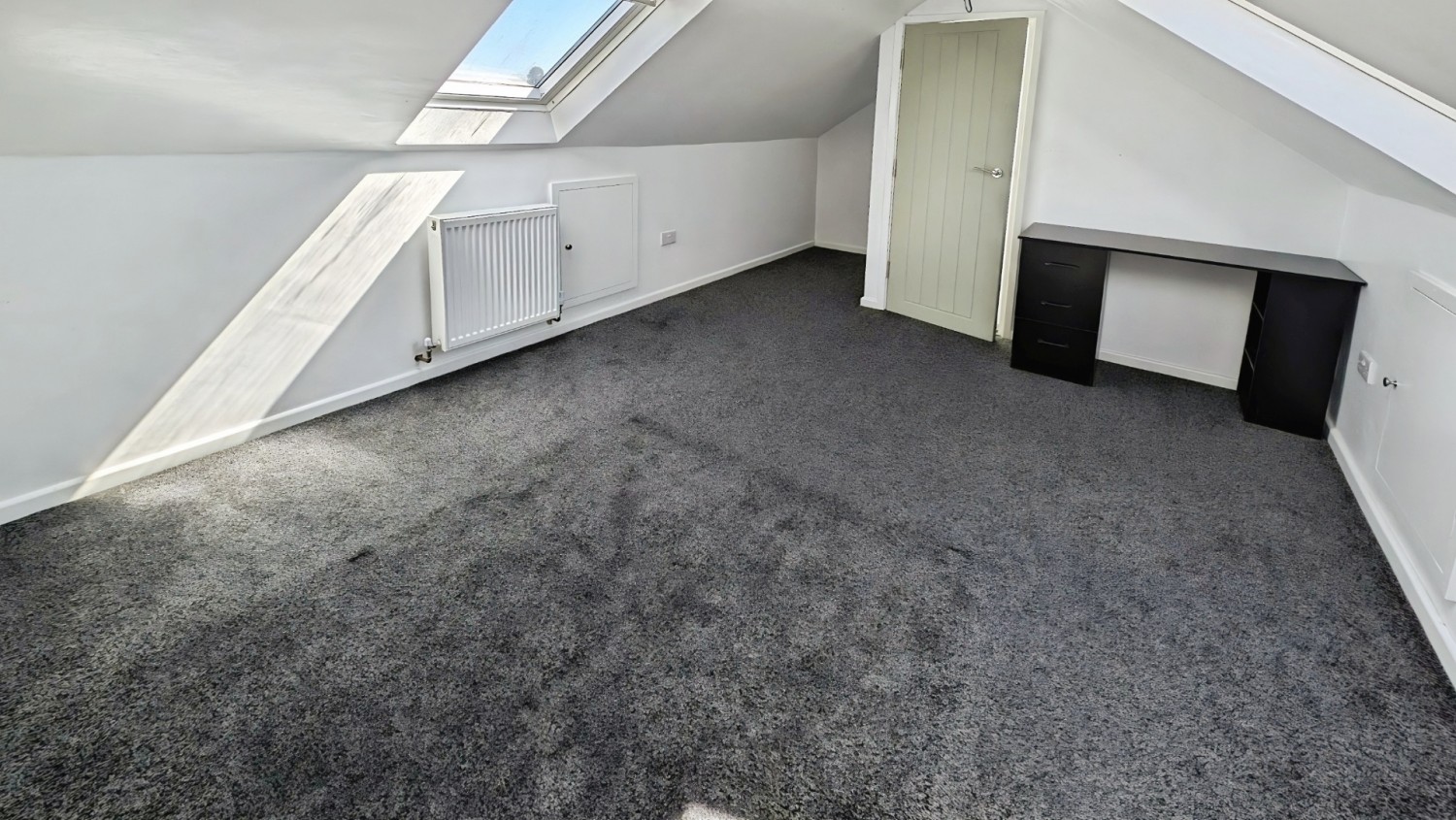 Cranleigh Court Road, Yate, Bristol