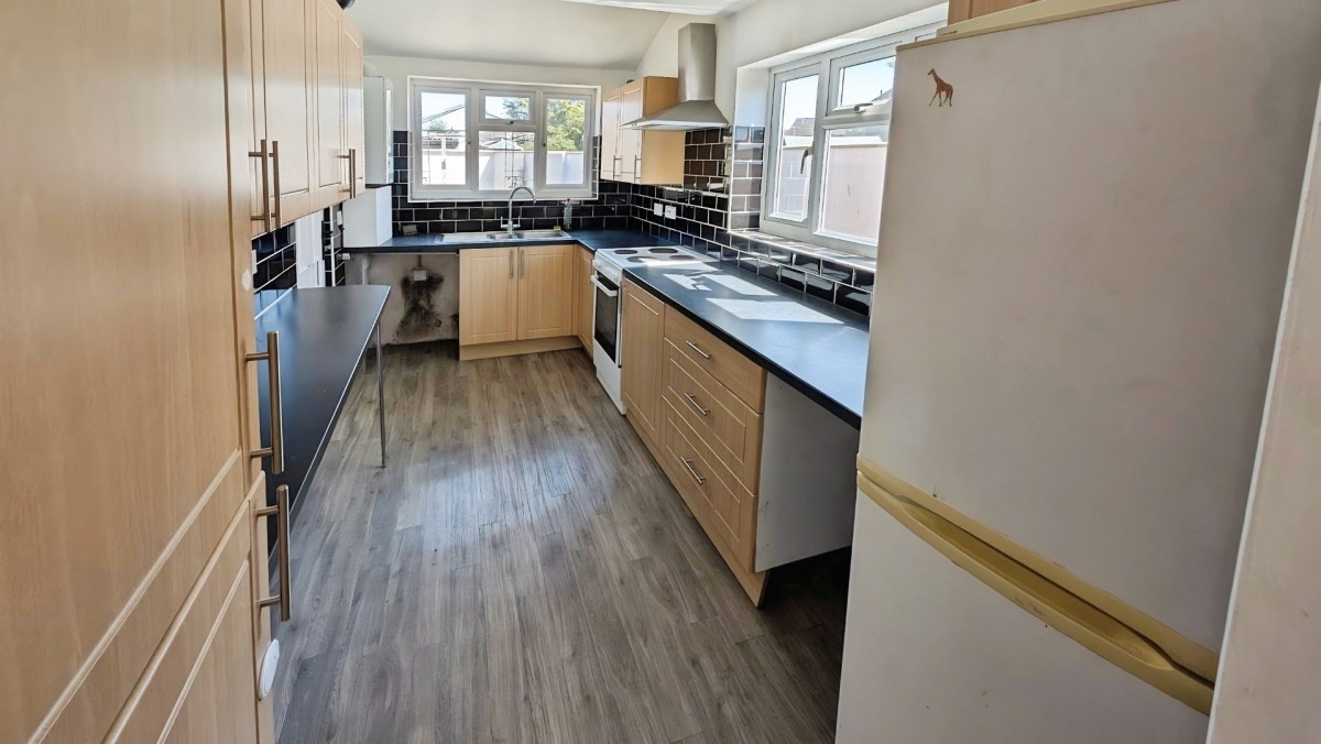 Cranleigh Court Road, Yate, Bristol