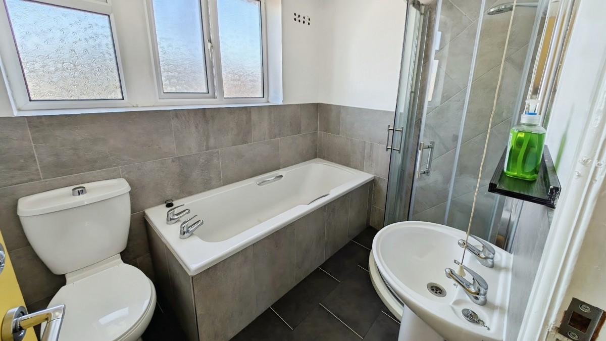 Cranleigh Court Road, Yate, Bristol