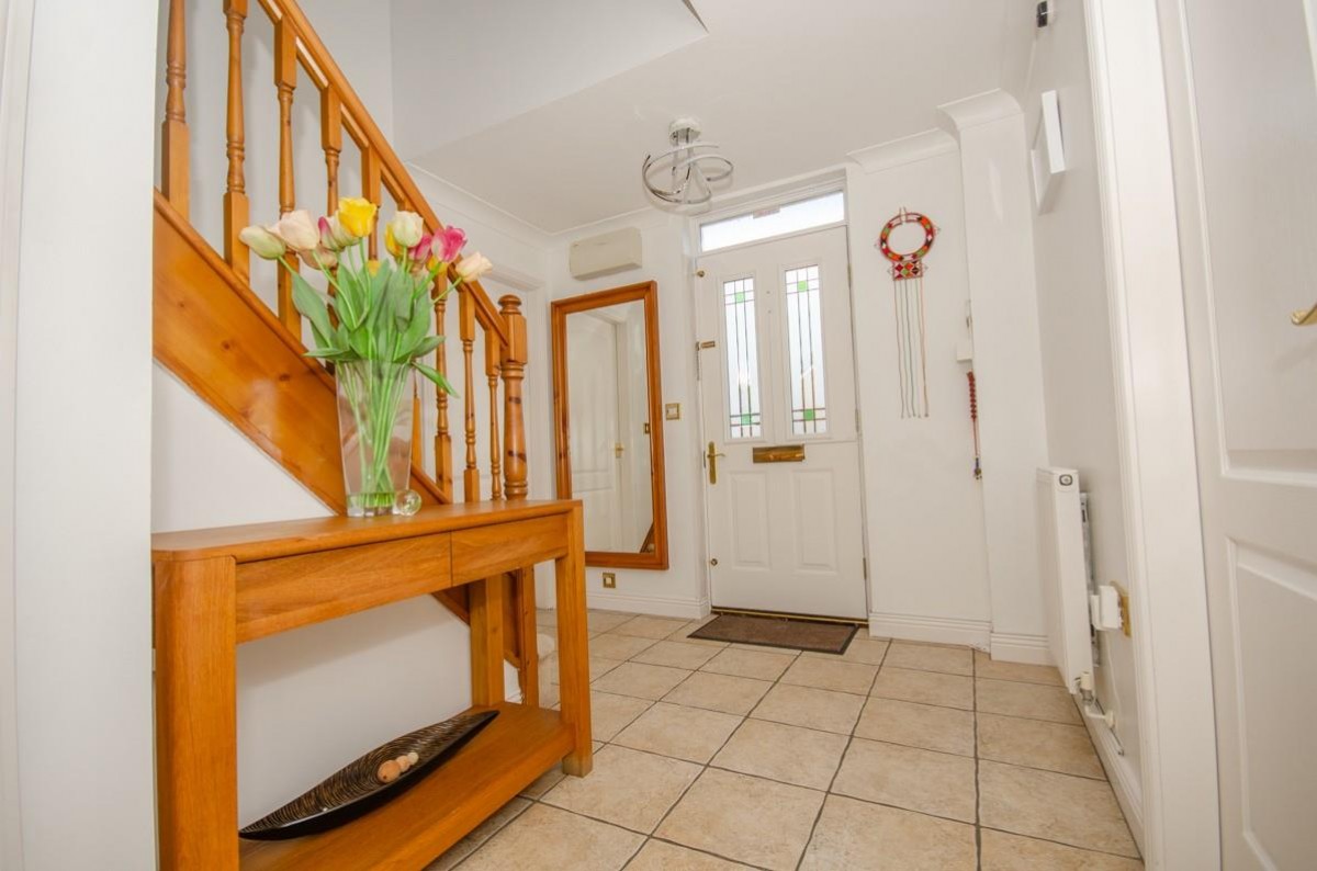 Wick Wick Close, Winterbourne, Bristol, BS36 1DP