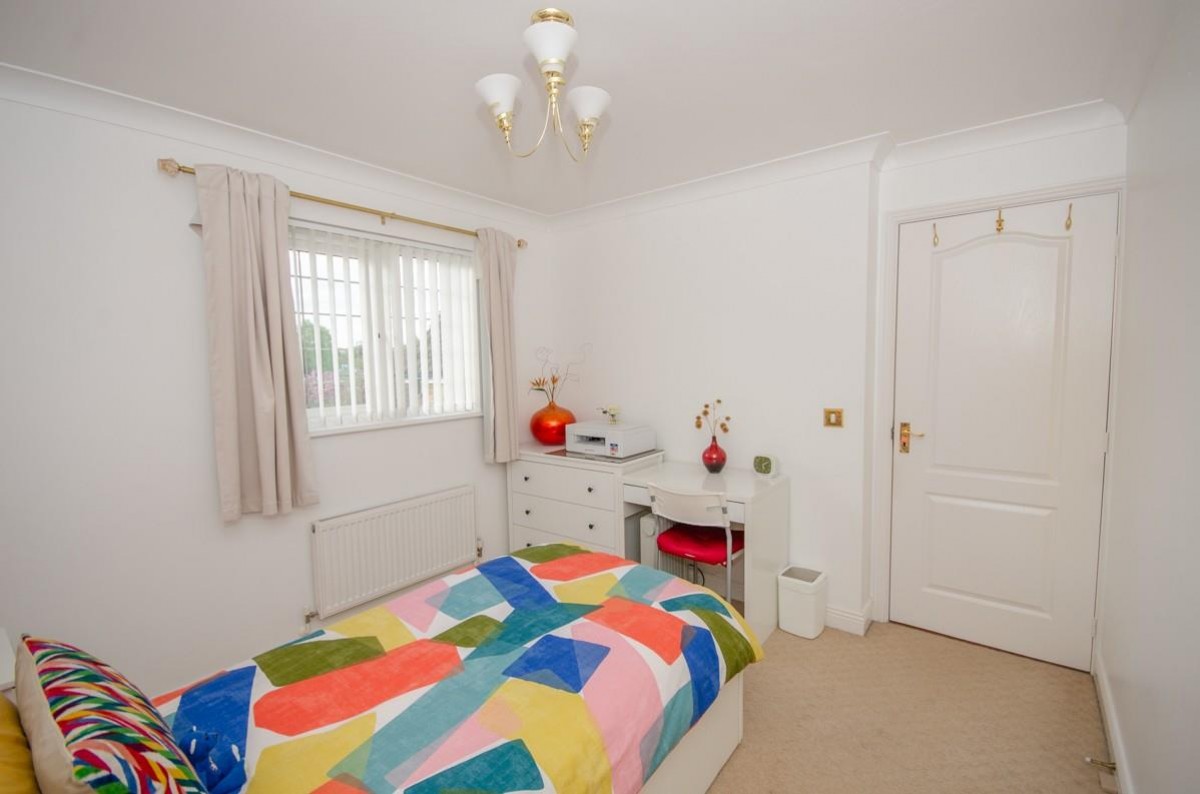 Wick Wick Close, Winterbourne, Bristol, BS36 1DP