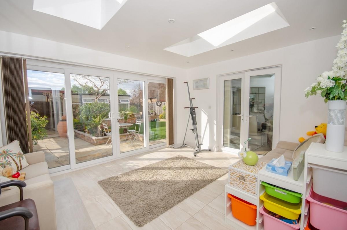 Wick Wick Close, Winterbourne, Bristol, BS36 1DP