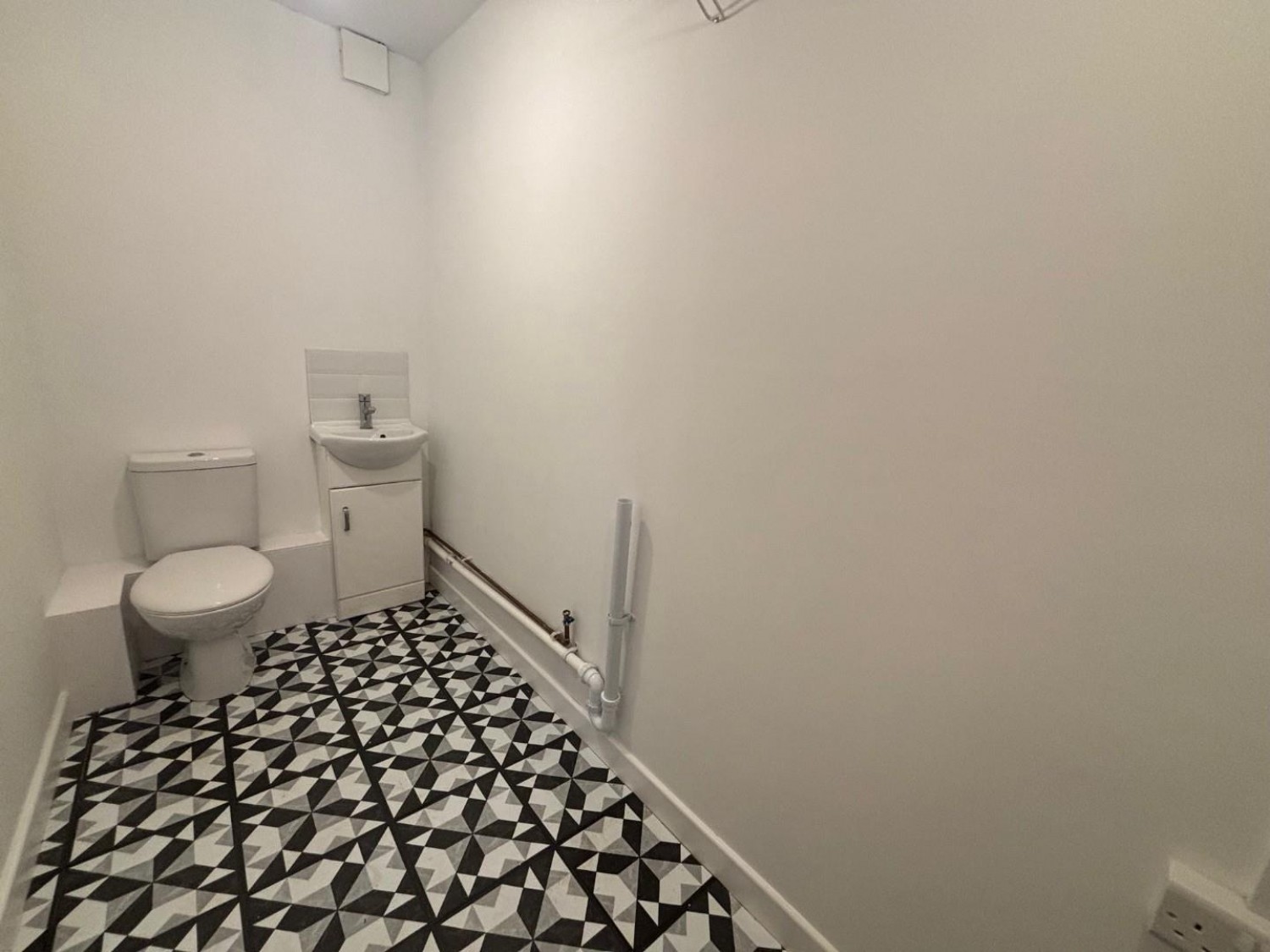 Kelfield Avenue, Birmingham