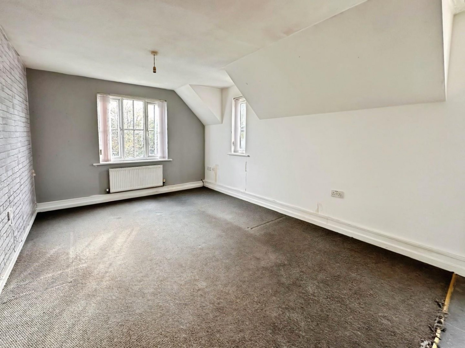 Queens Court, Lloyd Road, Levenshulme, M19 2QZ