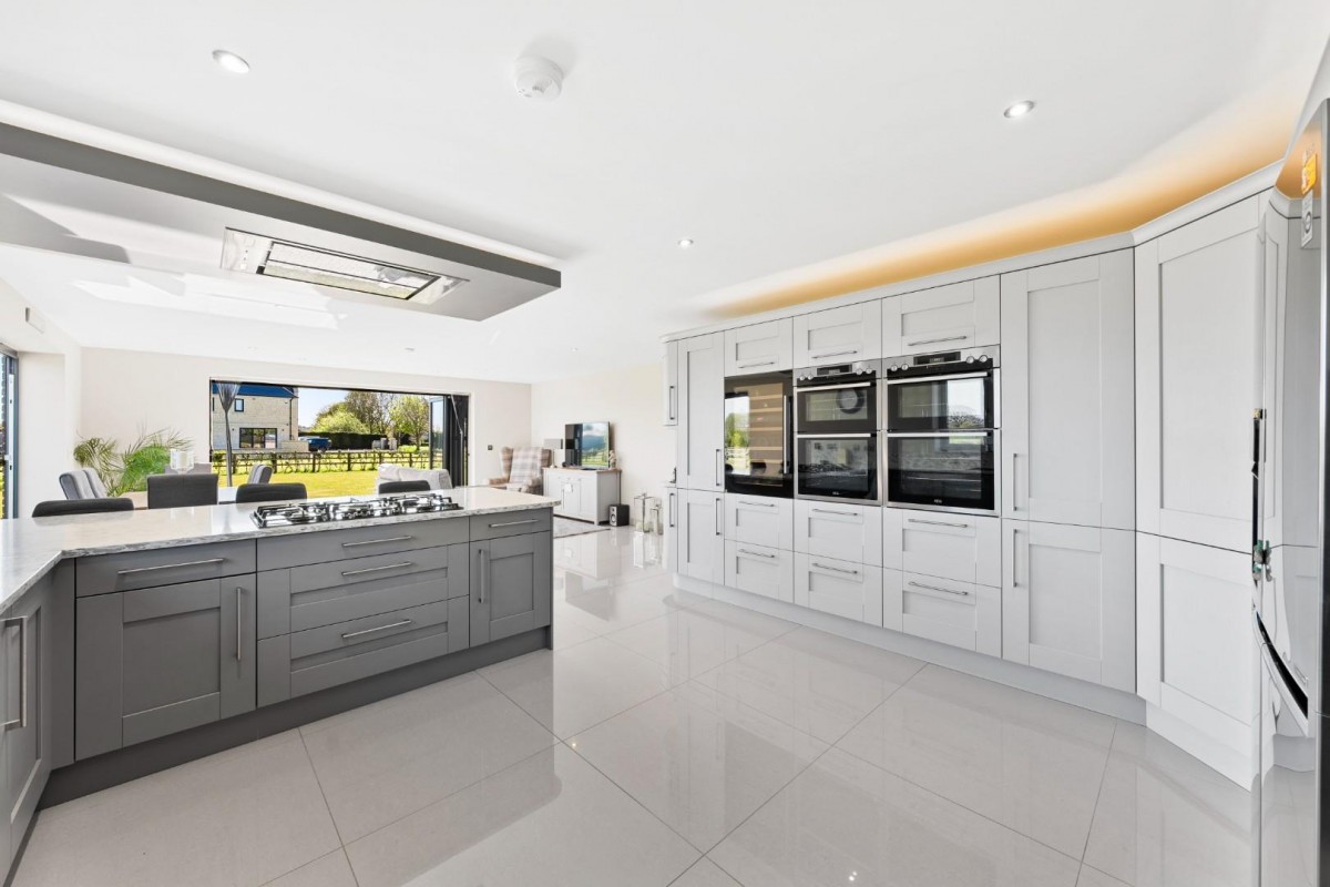 Fieldview House, Biggin Lane, Leeds, North Yorkshire