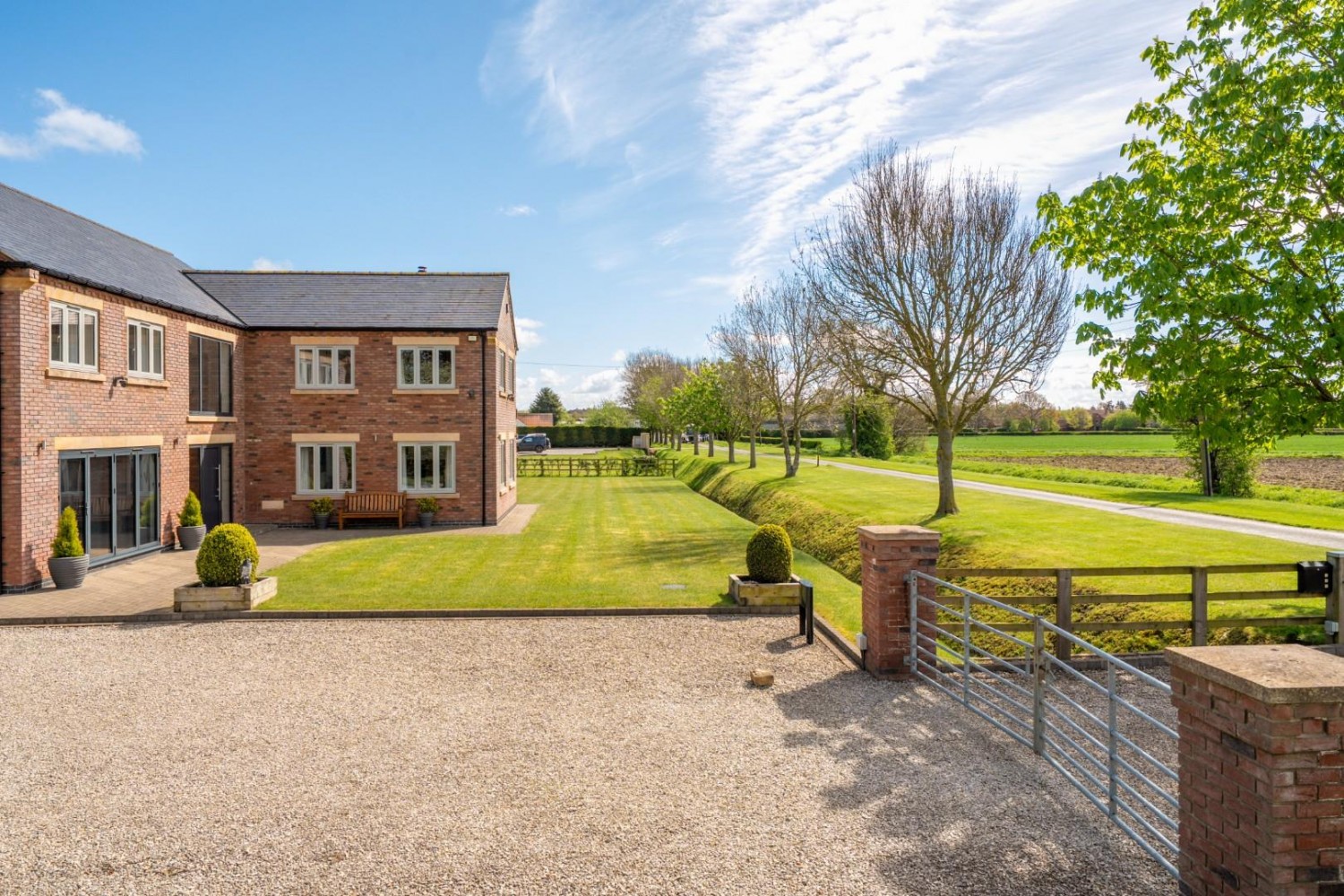 Fieldview House, Biggin Lane, Leeds, North Yorkshire