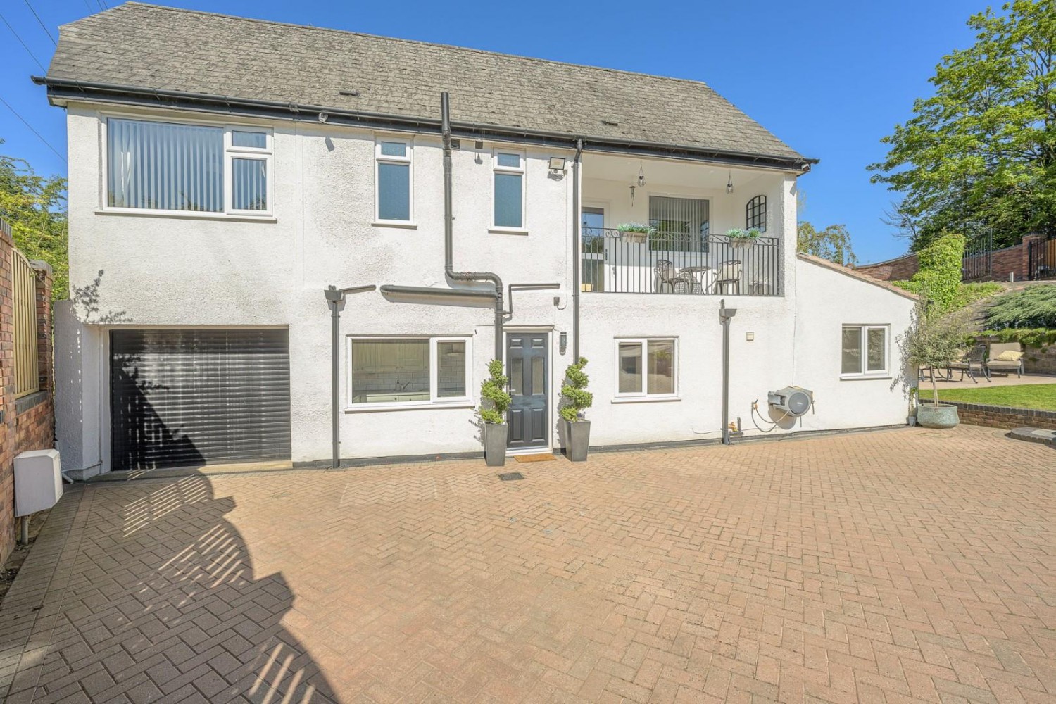 Cinder Road, Gornal Wood